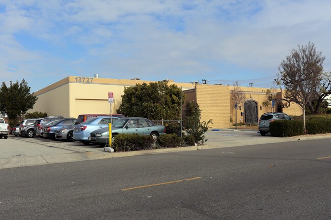 Plus de détails pour 13727 Excelsior Dr, Santa Fe Springs, CA - Industriel à louer