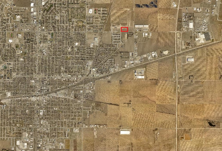 3903 Avenue X, Kearney, NE for sale - Aerial - Image 3 of 3