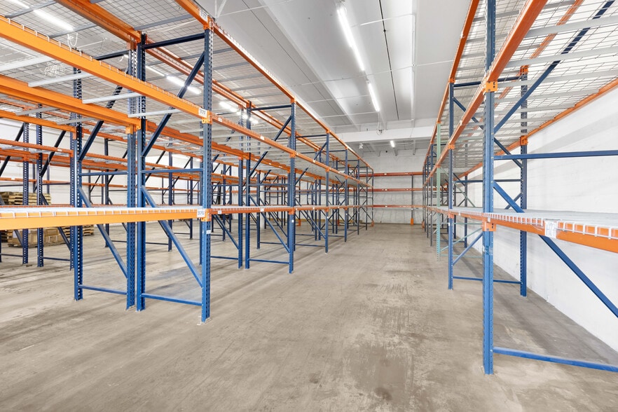 7370-7384 NW 56th St, Miami, FL à louer - Photo du bâtiment - Image 2 de 31