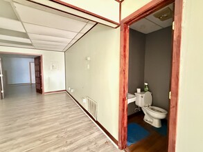 1040-1056 Cliff Gookin Blvd, Tupelo, MS for lease Interior Photo- Image 2 of 3