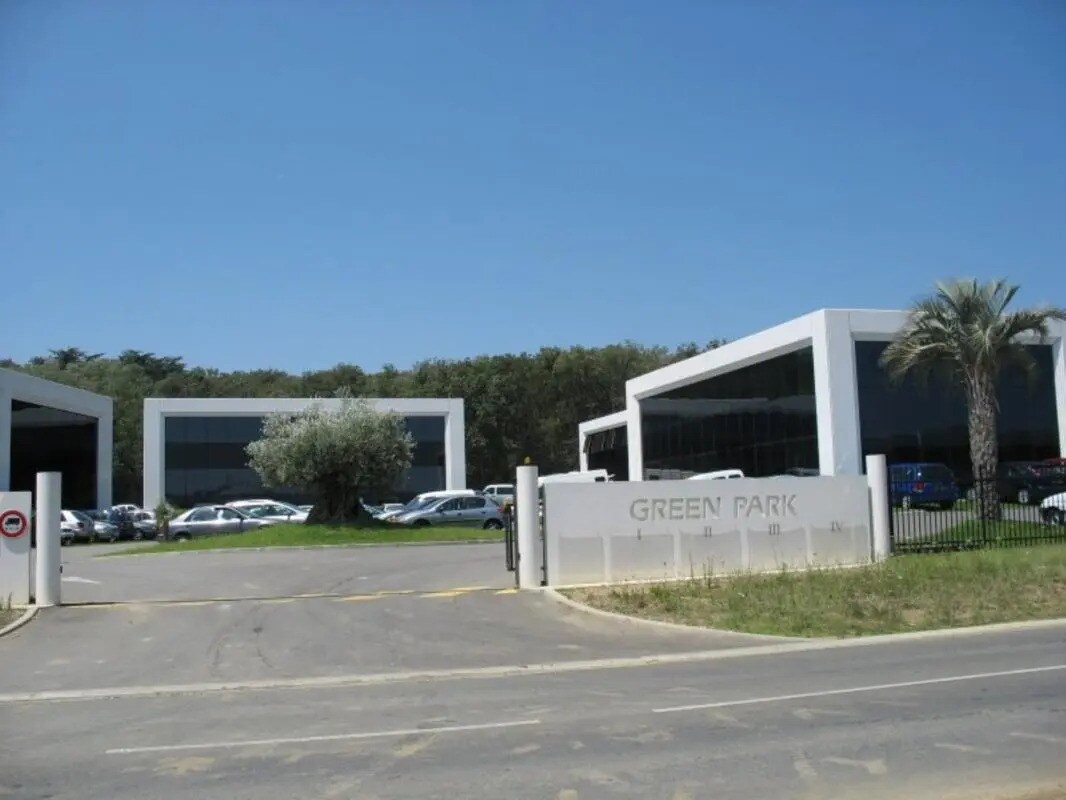 Office in Colomiers for lease Building Photo- Image 1 of 14