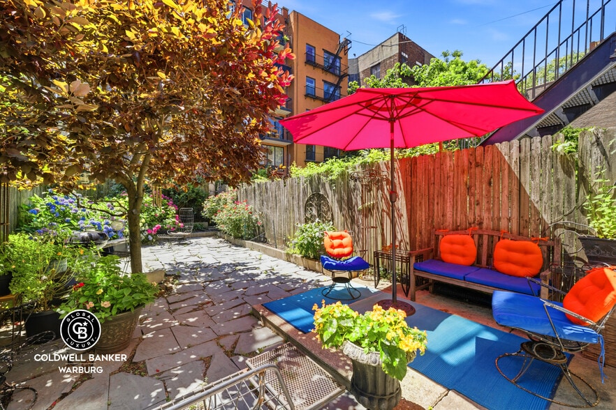 252 W 136th St, New York, NY for sale - Building Photo - Image 2 of 17