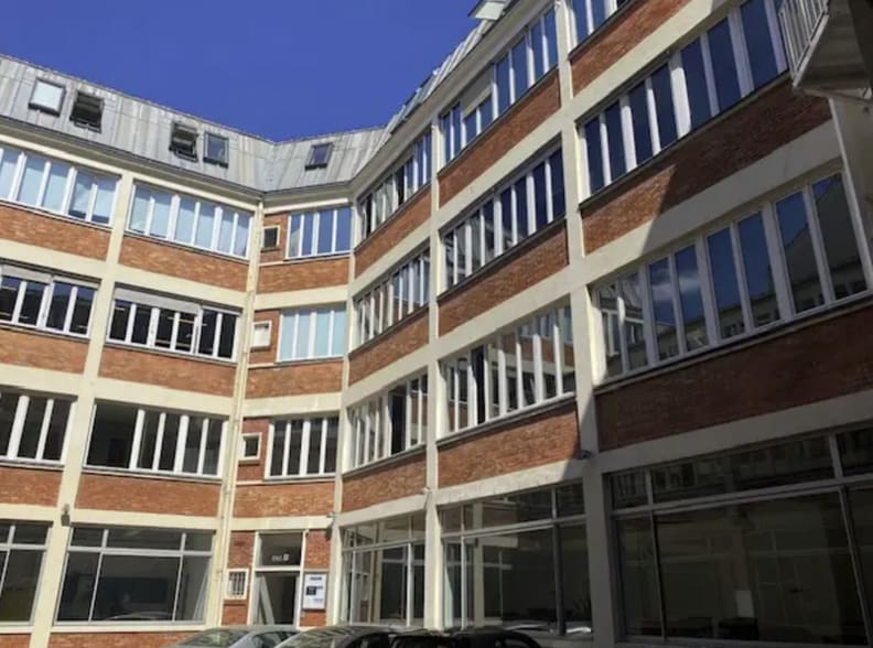 2 Rue De La Roquette, Paris à louer - Photo du bâtiment - Image 1 de 6