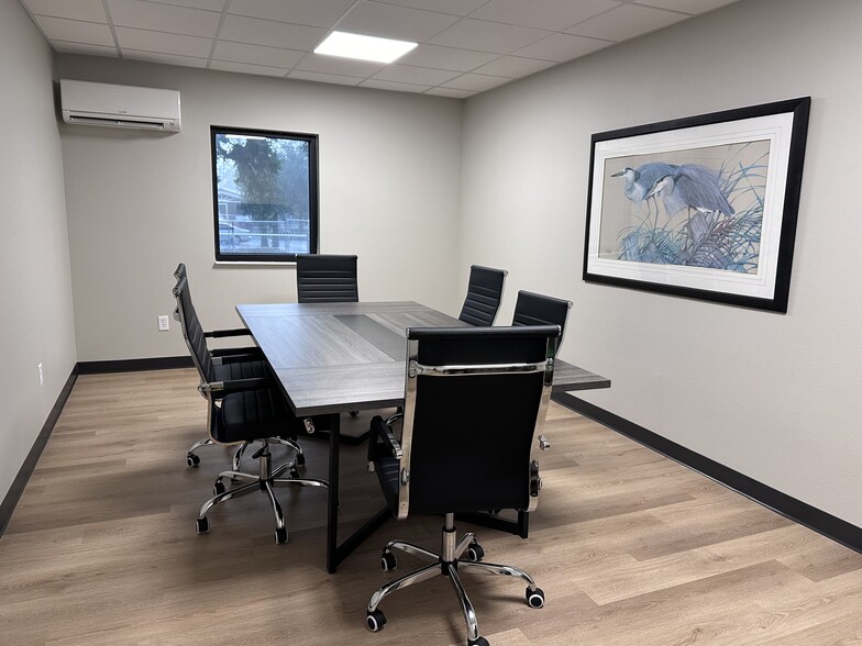 1720 El Jobean Rd, Port Charlotte, FL à louer - Photo intérieure - Image 3 de 10