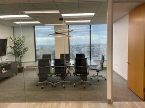 10880 Wilshire Blvd, Los Angeles, CA for lease Interior Photo- Image 2 of 5