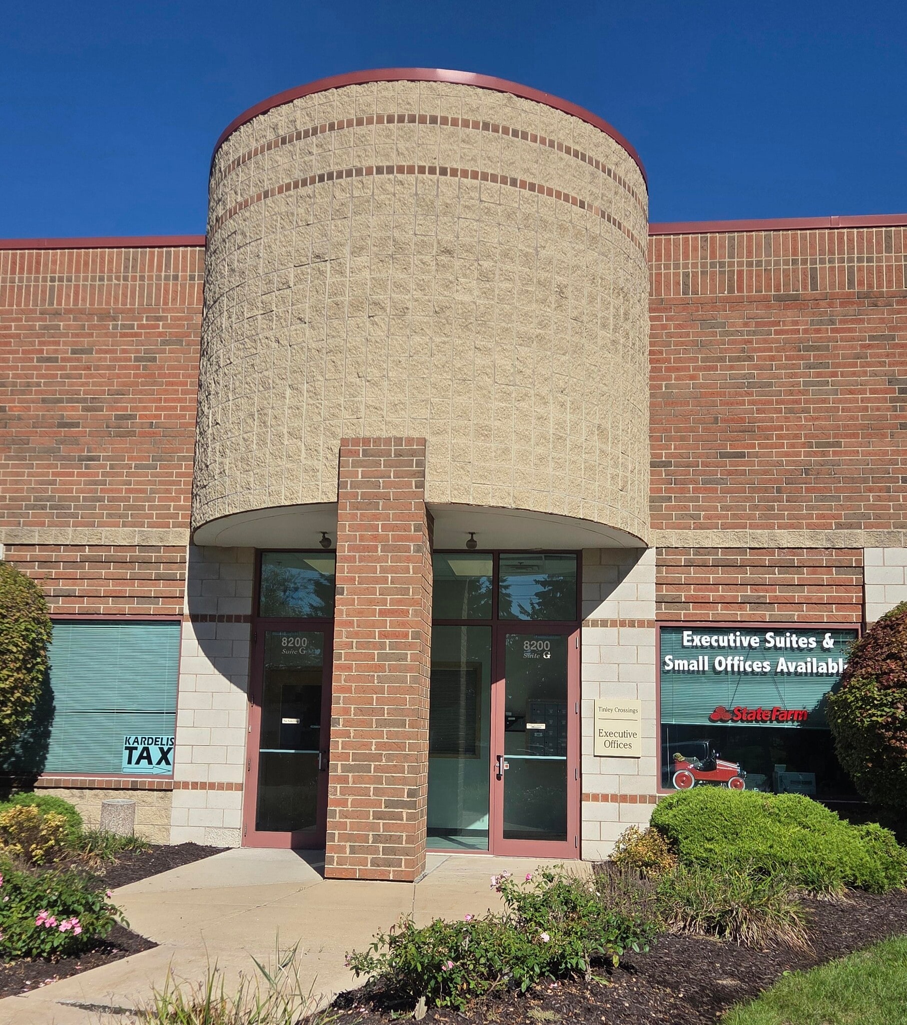 8200 W 185th St, Tinley Park, IL for lease Interior Photo- Image 1 of 7