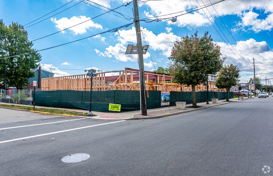 504-506 Union Blvd, Totowa, NJ for lease - Building Photo - Image 2 of 5