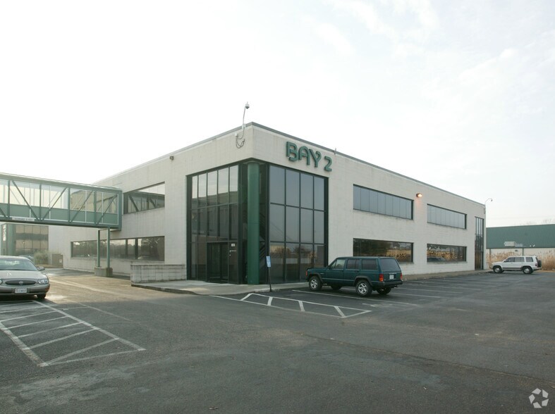 831 Seahawk Cir, Virginia Beach, VA à louer - Photo du bâtiment - Image 3 de 6