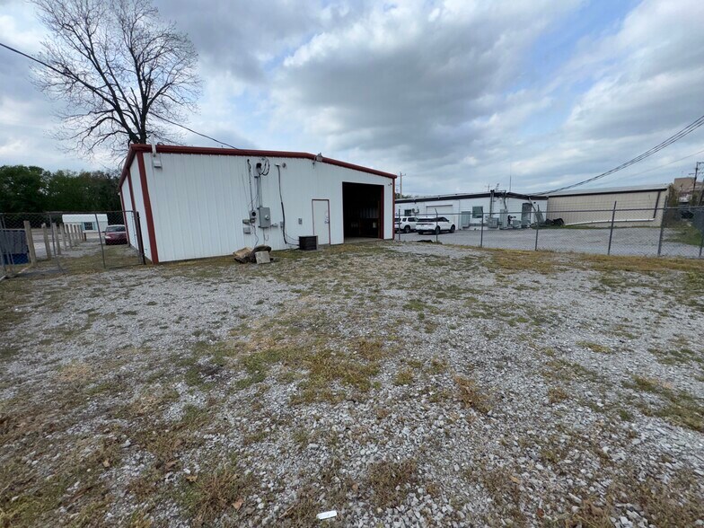 438 S Main St, Mcalester, OK à vendre - Photo du bâtiment - Image 2 de 14