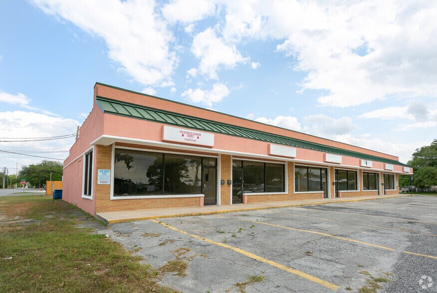 1339-1349 Cesery Ter, Jacksonville, FL à vendre - Photo principale - Image 1 de 8