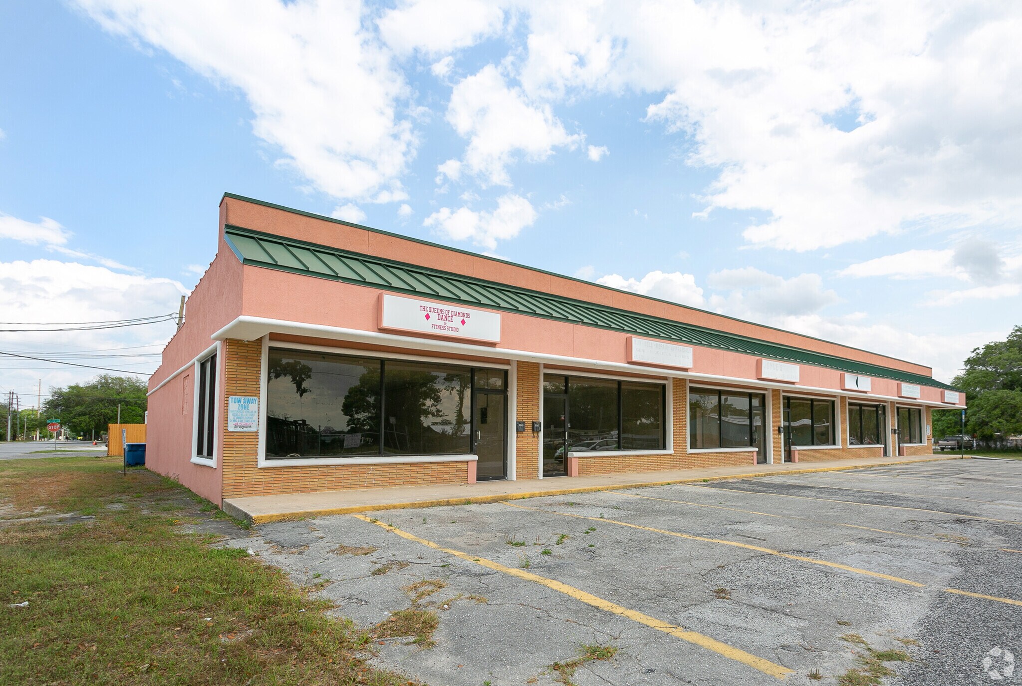 1339-1349 Cesery Ter, Jacksonville, FL for sale Primary Photo- Image 1 of 9