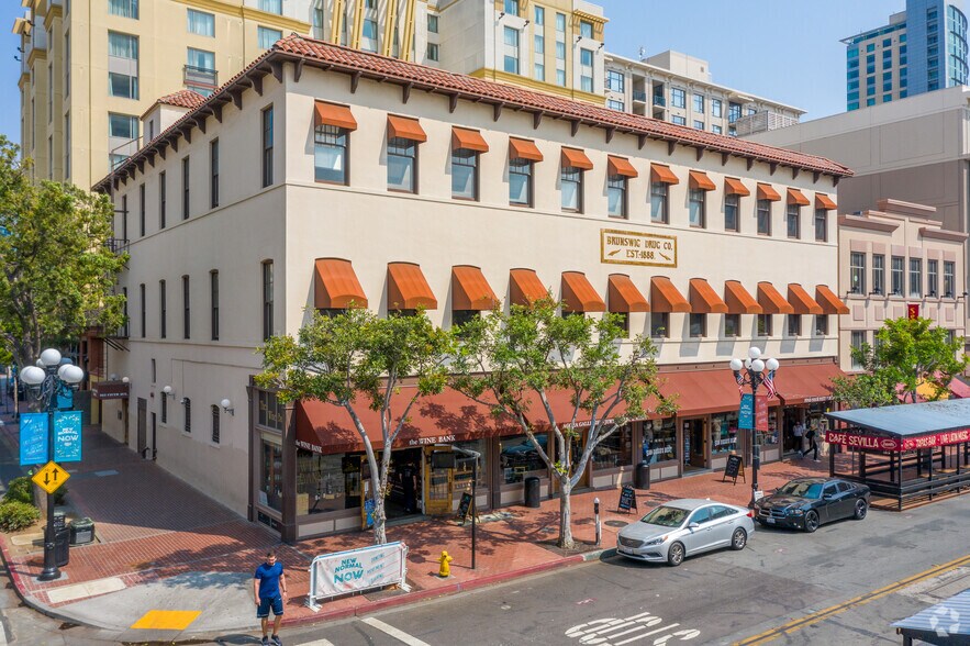 363 5th Ave, San Diego, CA à louer - Photo du bâtiment - Image 2 de 7