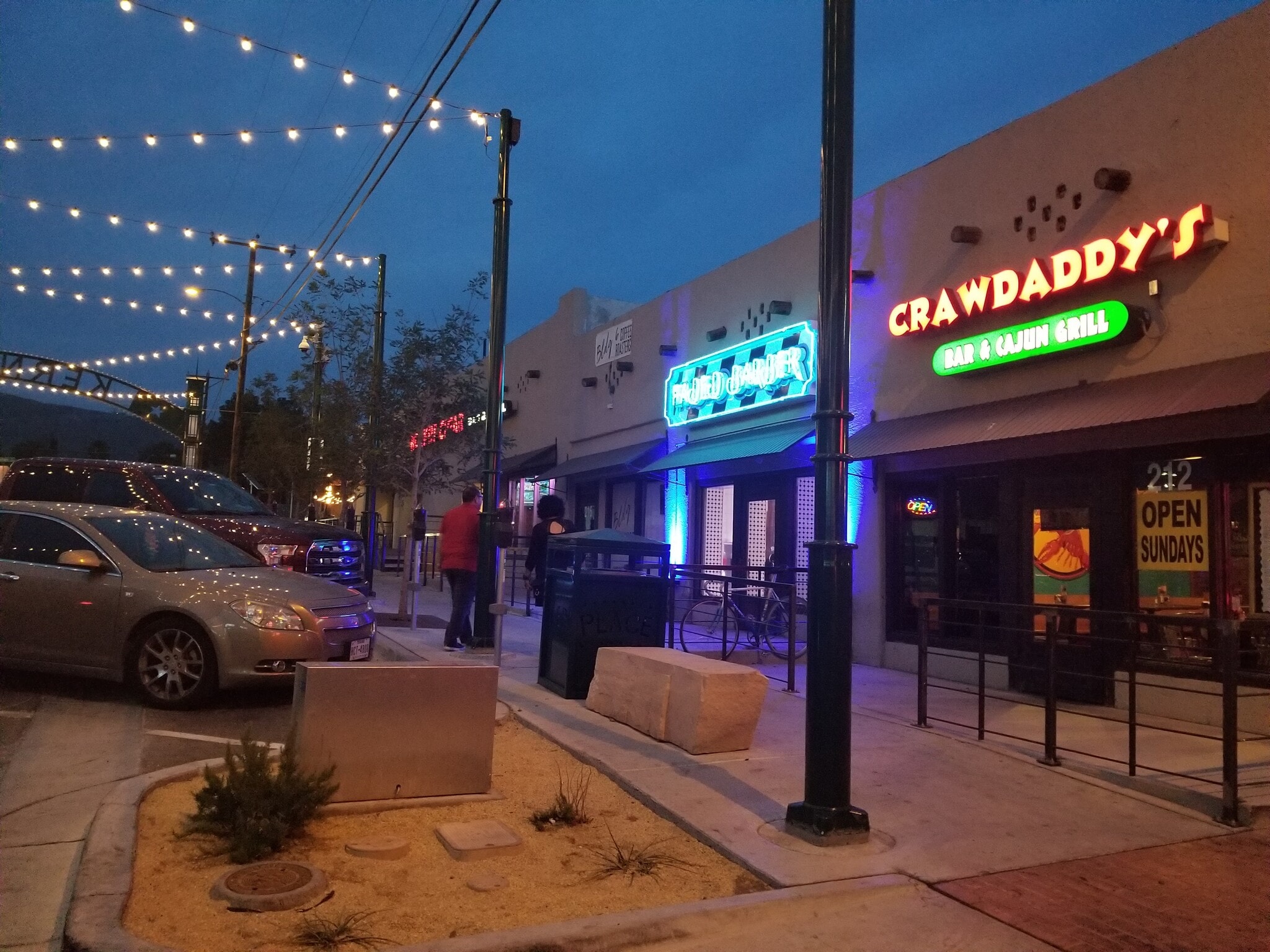 212-230 Cincinnati Ave, El Paso, TX for lease Primary Photo- Image 1 of 4