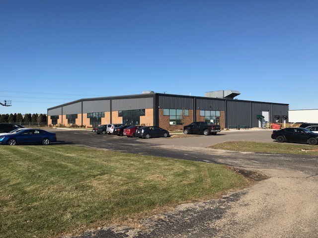 Plus de détails pour 401 E Conde St, Janesville, WI - Industriel à vendre