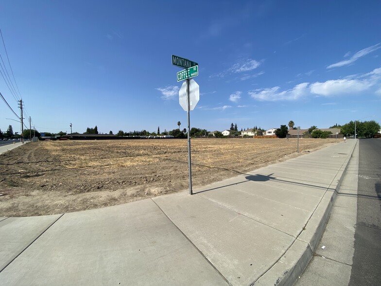 3957 Coffee Rd, Modesto, CA for sale - Building Photo - Image 2 of 4