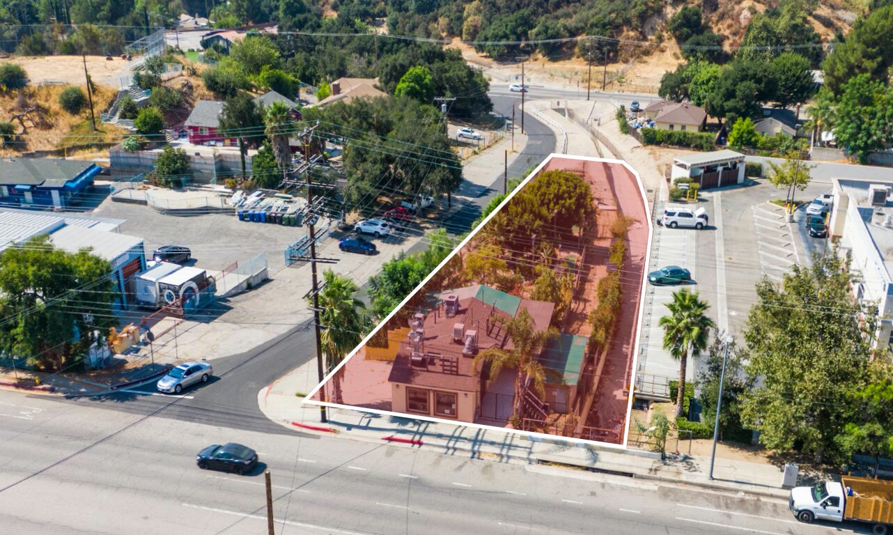 6500 Foothill Blvd, Tujunga, CA à louer Photo du bâtiment- Image 1 de 151