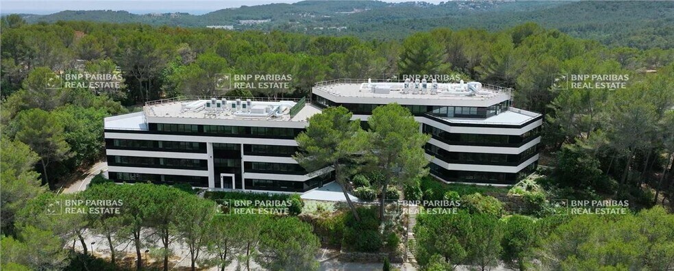 Office in Valbonne for sale - Aerial - Image 1 of 18