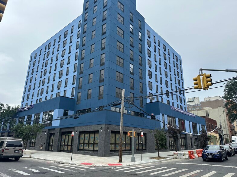 1039 Washington Ave, Bronx, NY à vendre - Photo du bâtiment - Image 1 de 16