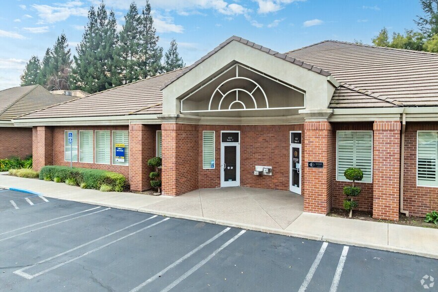 4213 Dale Rd, Modesto, CA for lease - Building Photo - Image 3 of 7