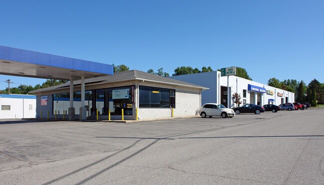 Plus de détails pour 2821 Garland St, Niles, OH - Commerce de détail à vendre