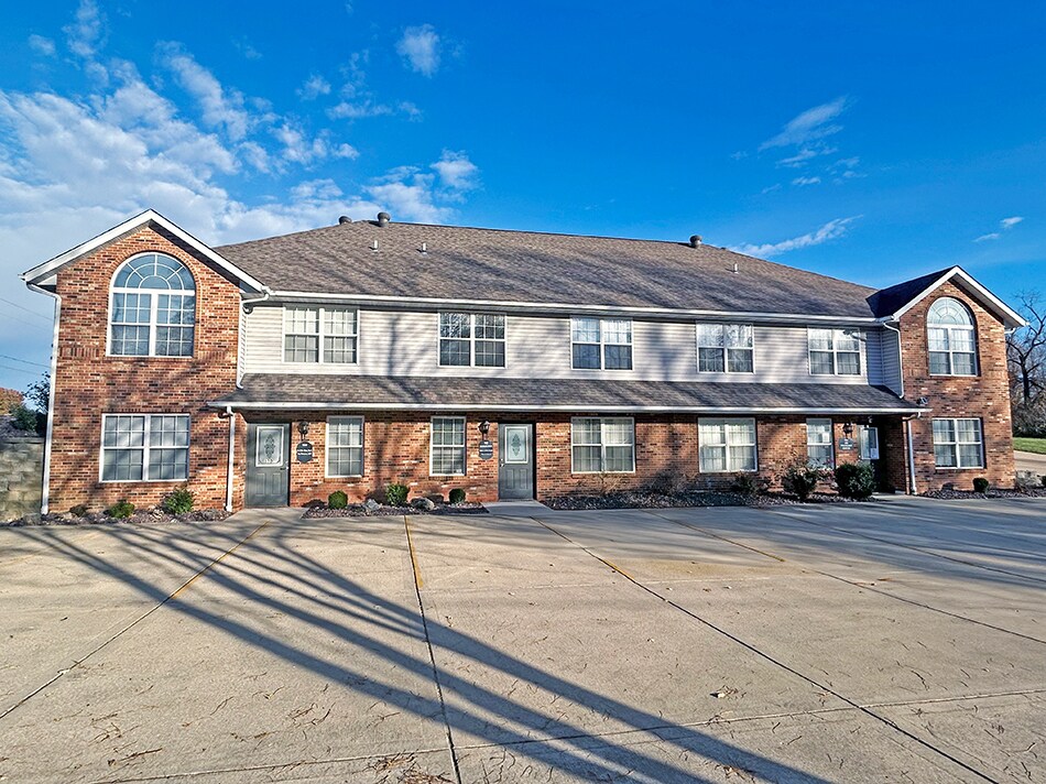 6201 W Main St, Maryville, IL for lease Building Photo- Image 1 of 5