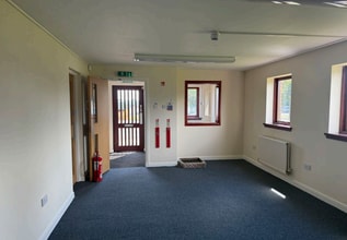 1-5 Merchant Pl, Kirkcaldy à louer Photo intérieure- Image 2 de 3