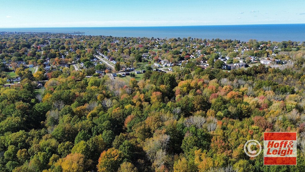 3552 Sterling Rd, Lorain, OH à vendre - Aérien - Image 2 de 5