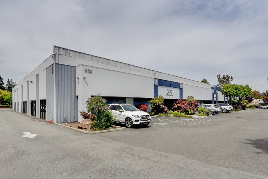 1215 Terra Bella Ave, Mountain View, CA for lease - Building Photo - Image 2 of 10