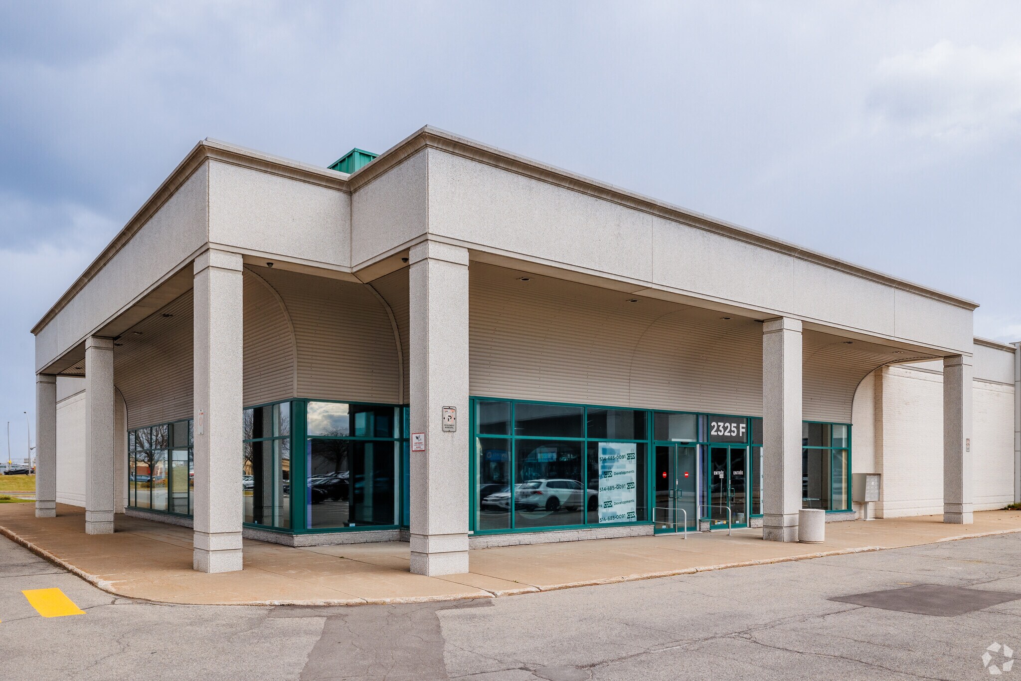 2325 Aut Transcanadienne, Pointe-claire, QC à vendre Photo principale- Image 1 de 1