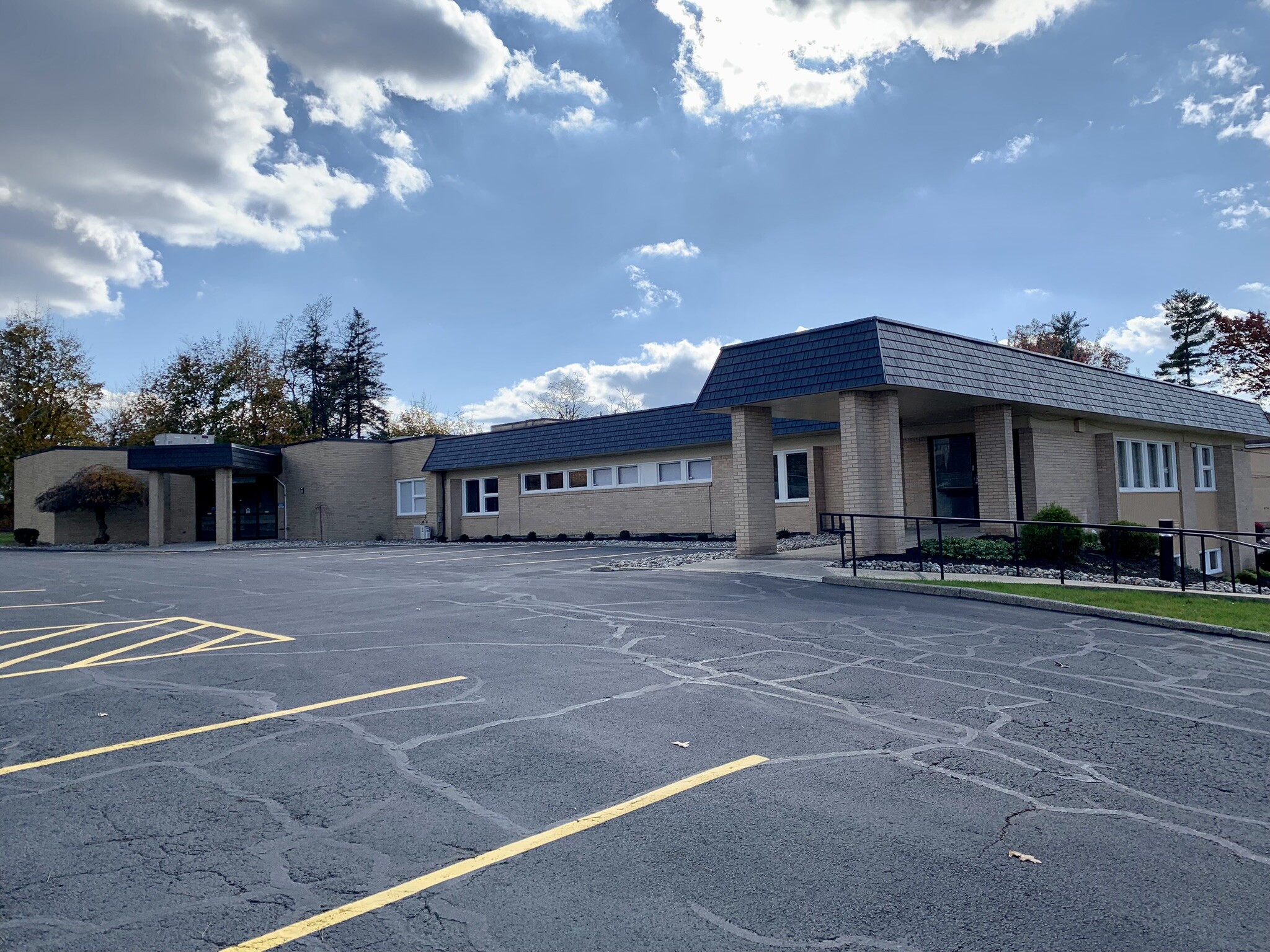 239 E Brown St, East Stroudsburg, PA for lease Building Photo- Image 1 of 26