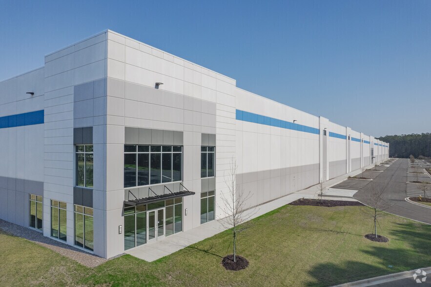 157 Belgium Way, Summerville, SC à louer - Photo du bâtiment - Image 1 de 20