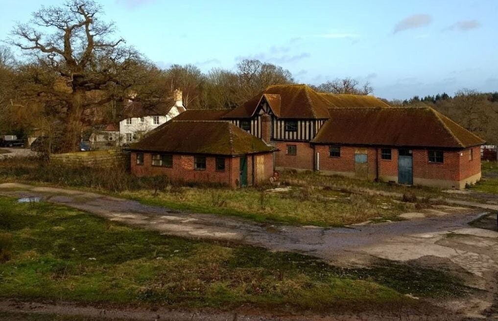 Sunninghill Rd, Ascot à louer Photo du bâtiment- Image 1 de 9