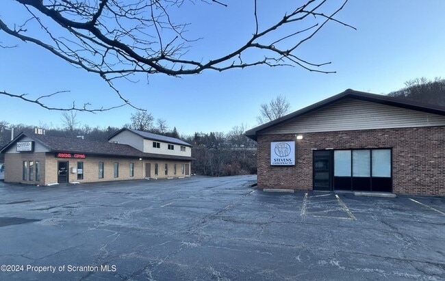 Plus de détails pour 322 Northern Blvd, South Abington, PA - Commerce de détail à vendre