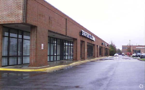 13550 Minnieville rd, Woodbridge, VA for lease - Building Photo - Image 3 of 5