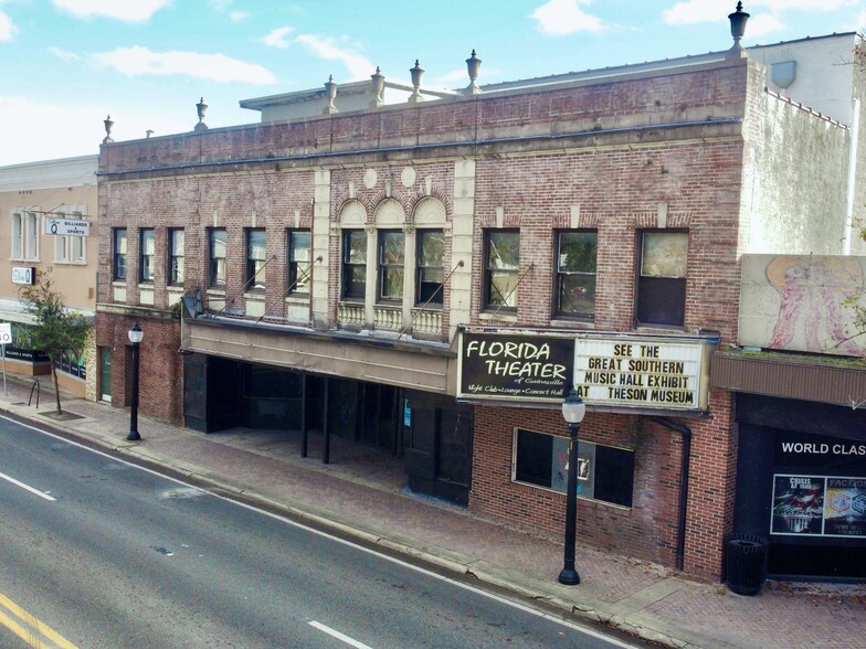 233 W University Ave, Gainesville, FL for lease - Building Photo - Image 1 of 7