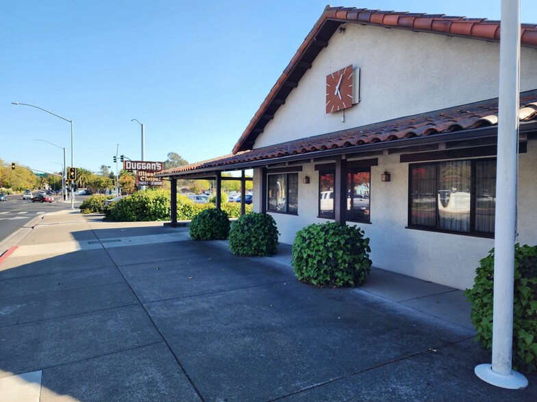 525 W Napa St, Sonoma, CA for sale - Building Photo - Image 2 of 12