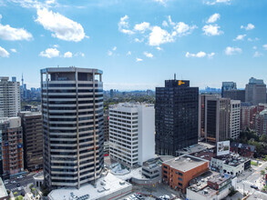 2 St Clair Ave E, Toronto, ON - Aérien  Vue de la carte