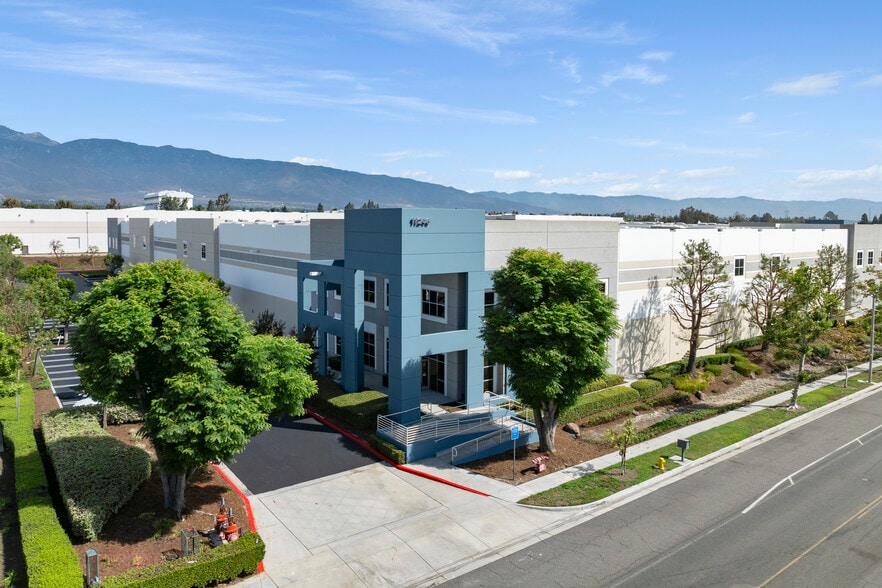 11246 Jersey Blvd, Rancho Cucamonga, CA for sale - Building Photo - Image 1 of 8