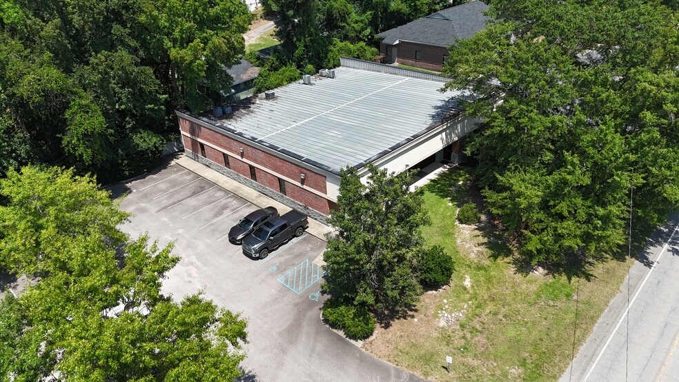 305 Stoneridge Dr, Columbia, SC à vendre - Photo du bâtiment - Image 2 de 24