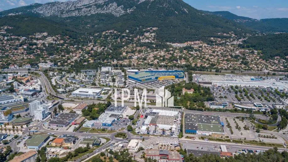 Commerce de détail dans La Valette-du-Var à louer - Photo du bâtiment - Image 2 de 6