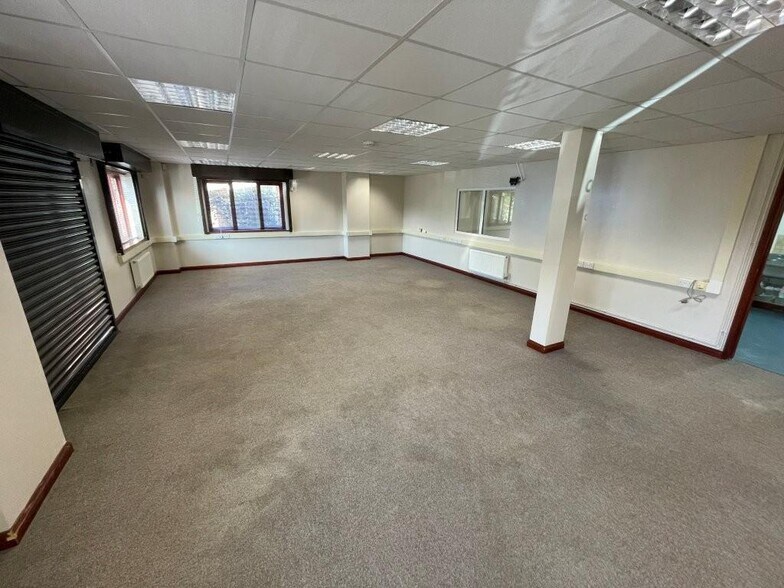 Lion Ln, Needham Market à vendre - Photo du bâtiment - Image 2 de 5