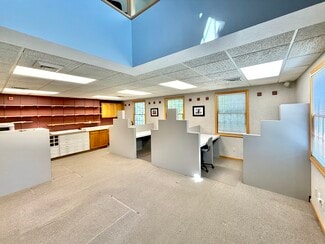 More details for 270 Park Pl, Chagrin Falls, OH - Office for Lease