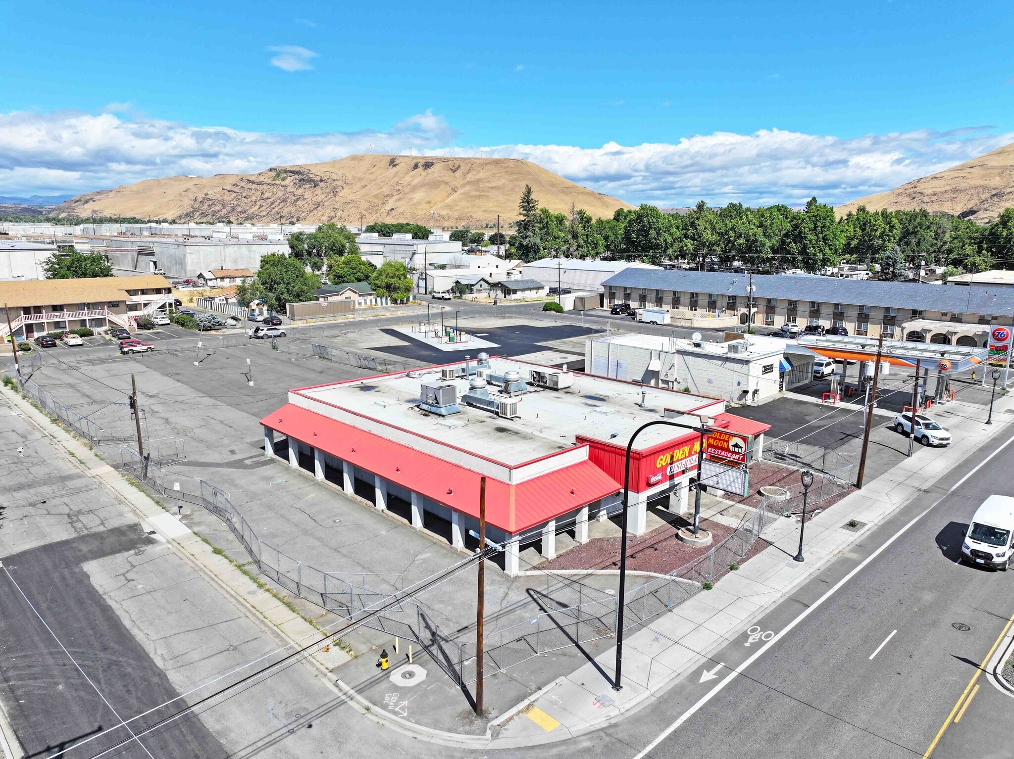1406 N 1st St, Yakima, WA for sale Building Photo- Image 1 of 17