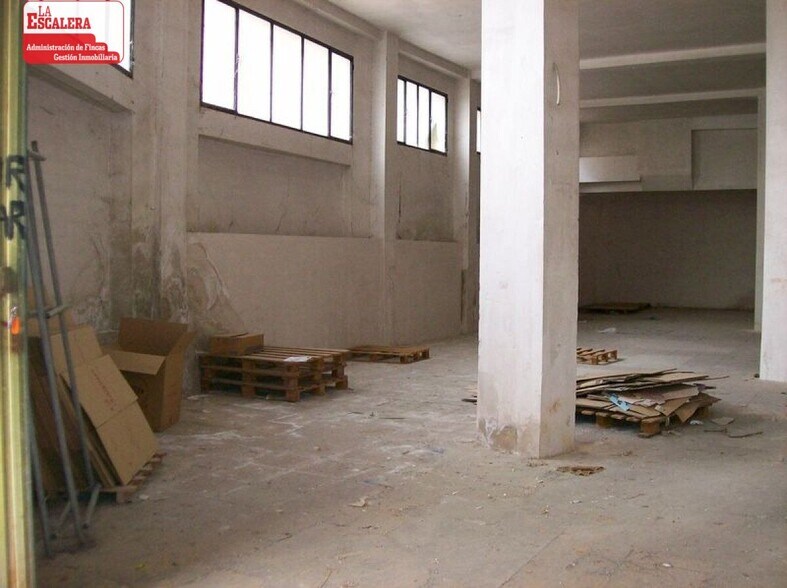 Immeuble residentiel dans Onil, Alicante à vendre - Photo intérieure - Image 2 de 3