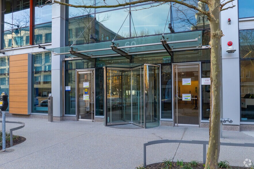 50-60 Binney St, Cambridge, MA à louer - Photo du bâtiment - Image 2 de 5