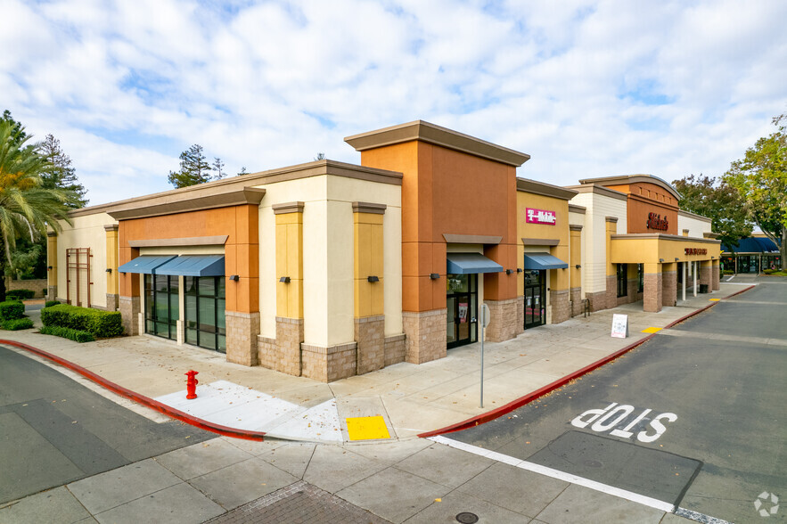 39005-39400 Argonaut Way, Fremont, CA for lease - Building Photo - Image 2 of 21