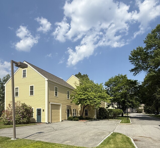 54 Junction Square Dr, Concord, MA for sale - Building Photo - Image 2 of 12
