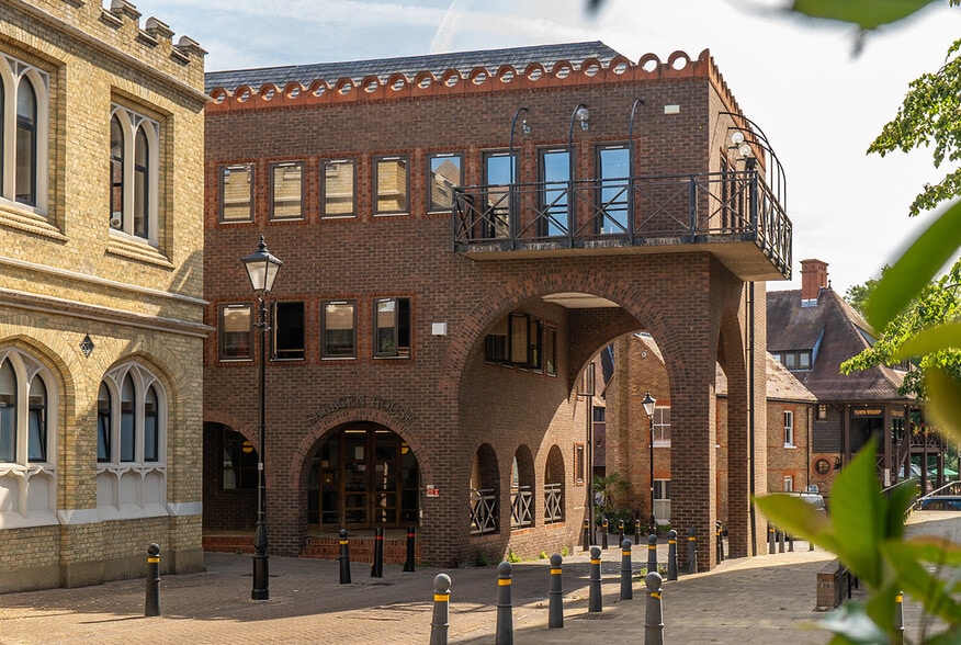 Swan St, Isleworth for sale - Building Photo - Image 3 of 45