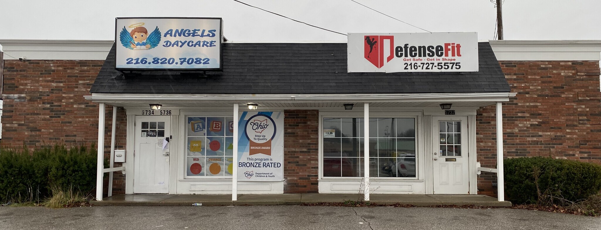 5732-5736 Chevrolet Blvd, Cleveland, OH for lease Primary Photo- Image 1 of 2