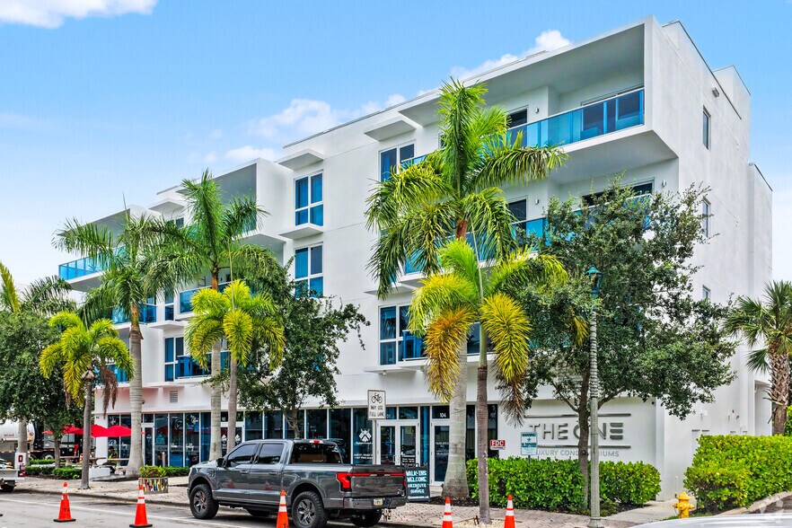 1 S Palmway, Lake Worth, FL à vendre - Photo principale - Image 1 de 4